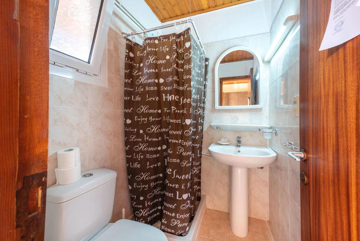 Mimosa Apartments With Pool Paleokastritsa Dış mekan fotoğraf